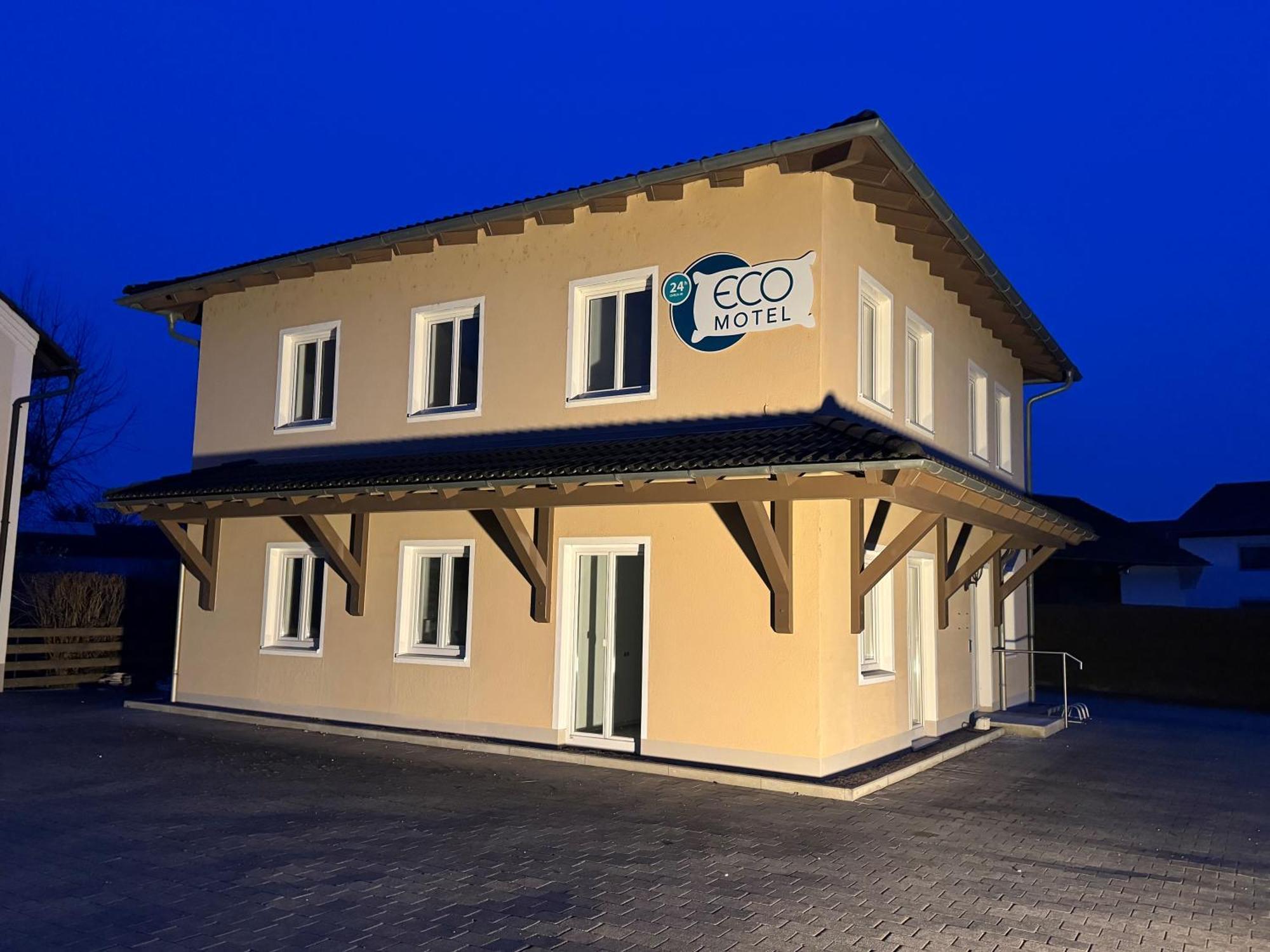 Eco Motel Wallersdorf Eksteriør bilde